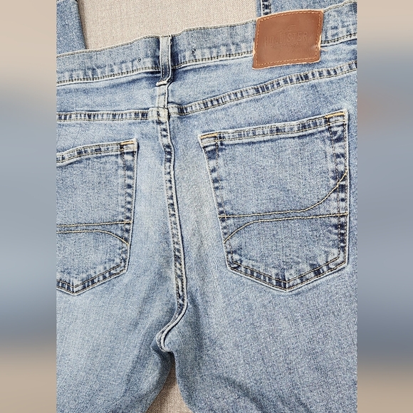 Hollister Slim Straight Epic Flex Medium Wash Jeans. 34×32 - Picture 4 of 8